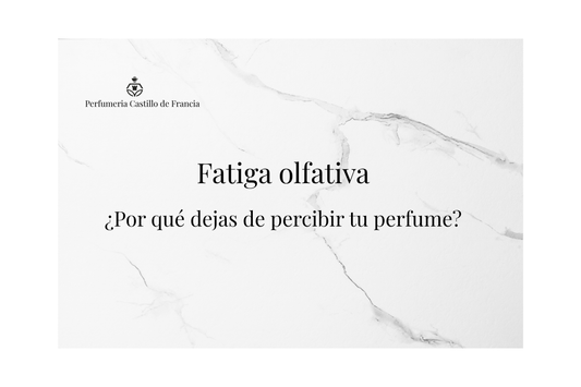 ¿Por qué dejo de oler mi perfume?