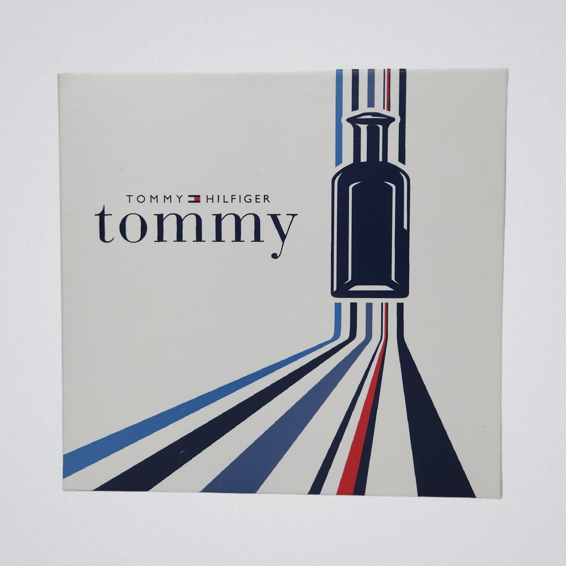 Estuche Tommy Hilfiger Eau De Toilette Hombre, Presentación de 100ml, Original con envío gratis en México.